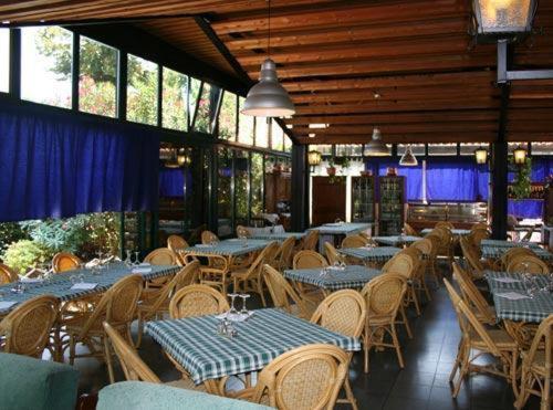 Hotel Il Granaio Porto Mantovano Bagian luar foto