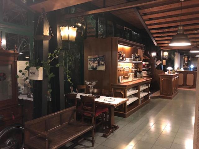 Hotel Il Granaio Porto Mantovano Bagian luar foto