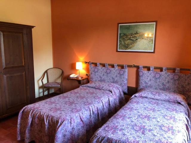 Hotel Il Granaio Porto Mantovano Bagian luar foto
